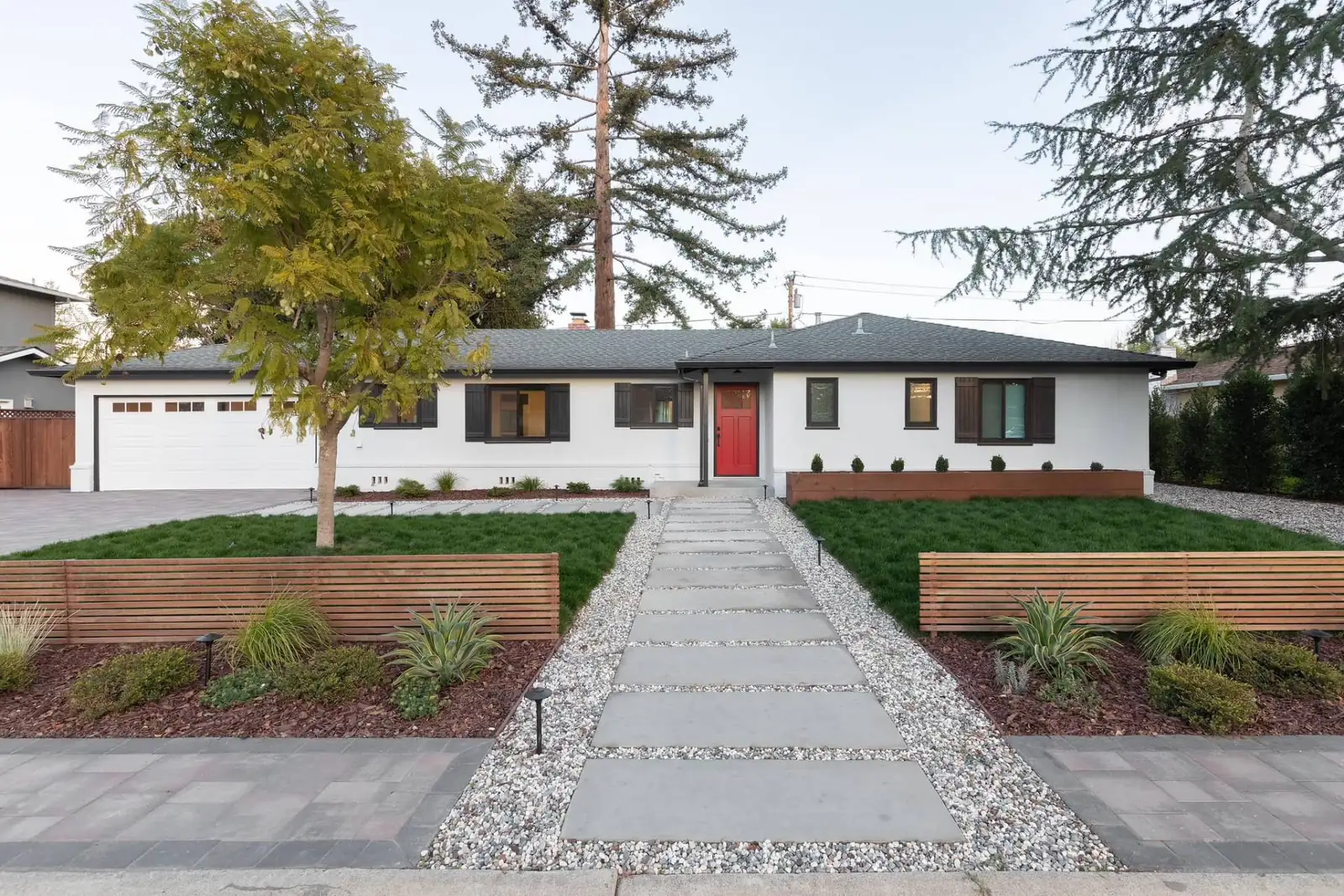 Modern Front Yard Design - Northwood Landscaping project in Greater Vancouver